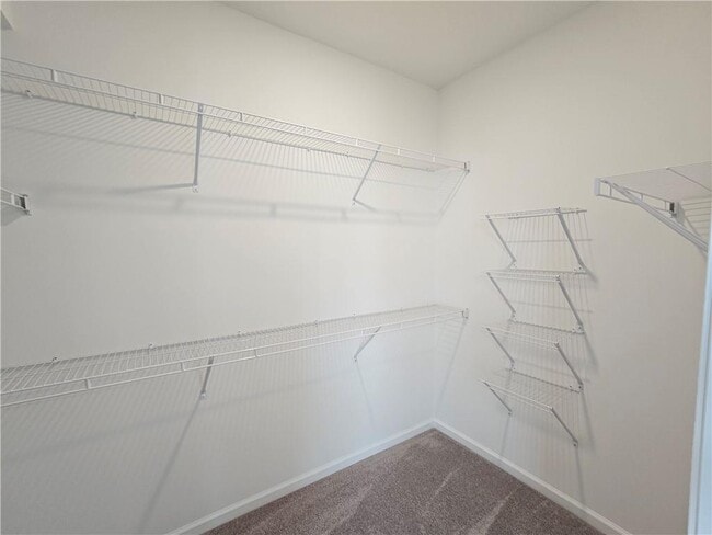 Building Photo - 500 Healy Dr