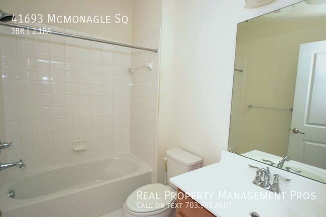 Building Photo - 41693 McMonagle Square