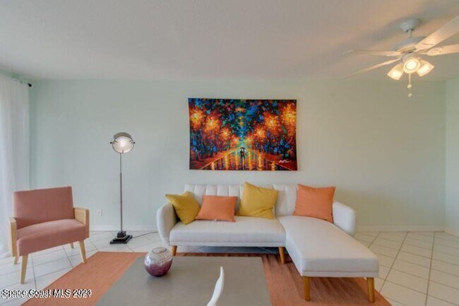 Building Photo - 6124 S River Run Dr