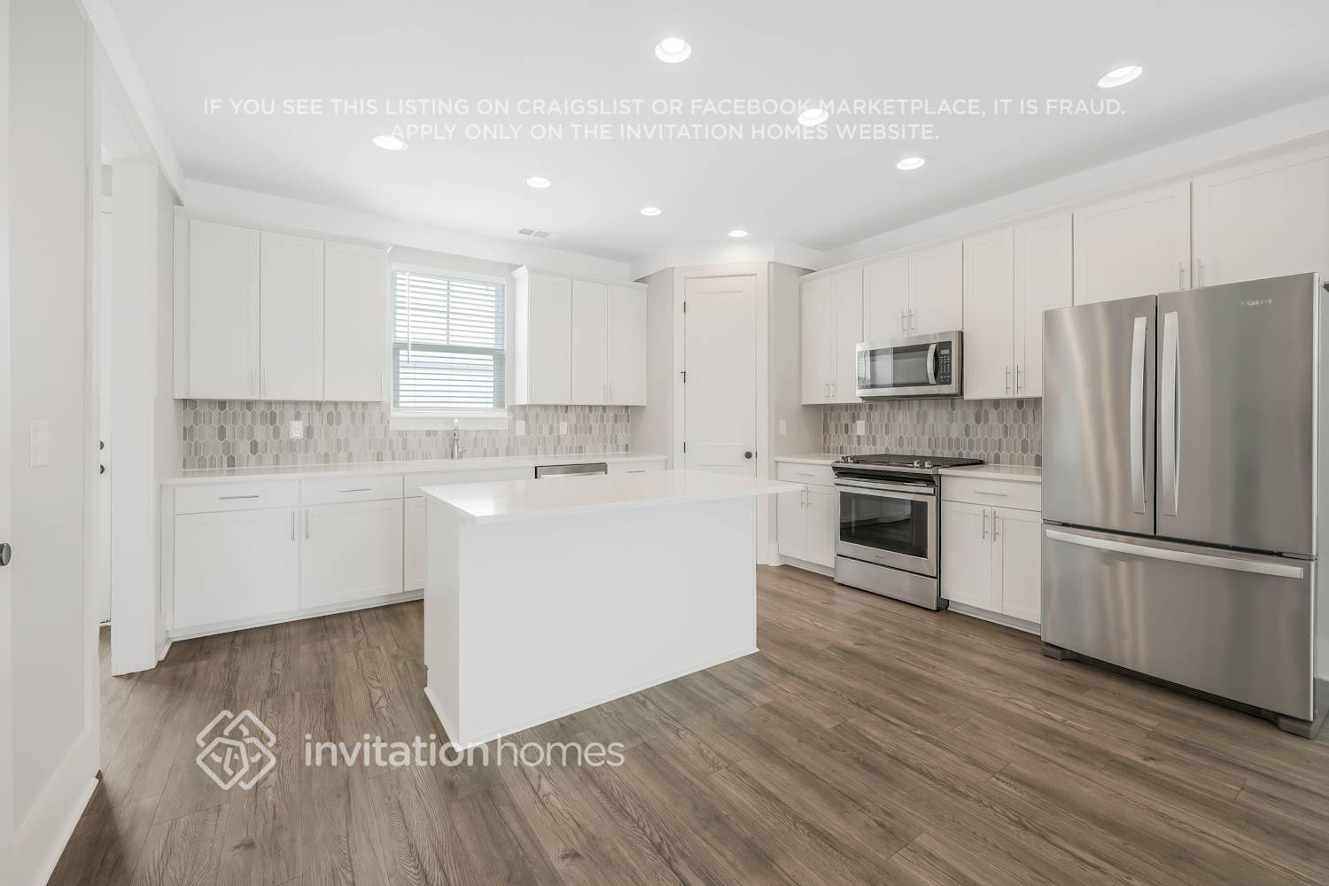 Building Photo - 265 Founders Ln