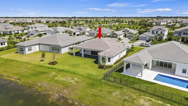 Building Photo - 14823 Wildwood Cir