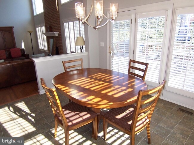 Building Photo - 12271 Harbor Town Cir