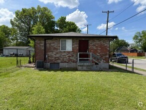 Building Photo - 2 Bedroom Apartment Near Downtown