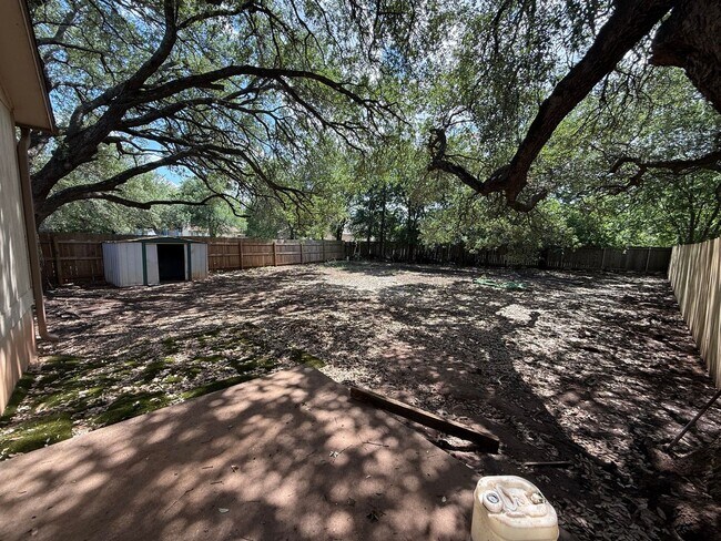 Building Photo - 11606 Castle Rock Ct