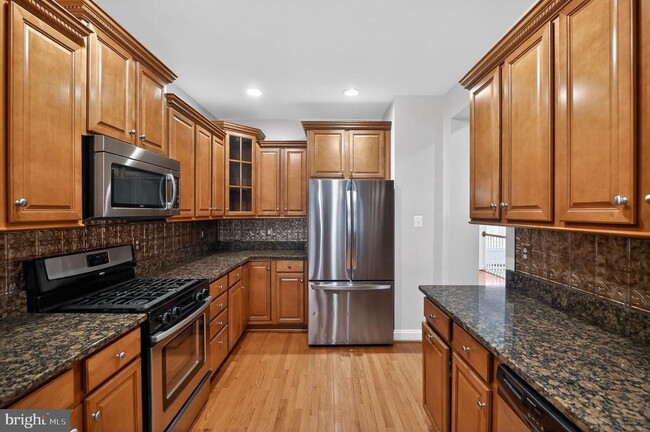 Building Photo - 333 Caldwell Terrace SE