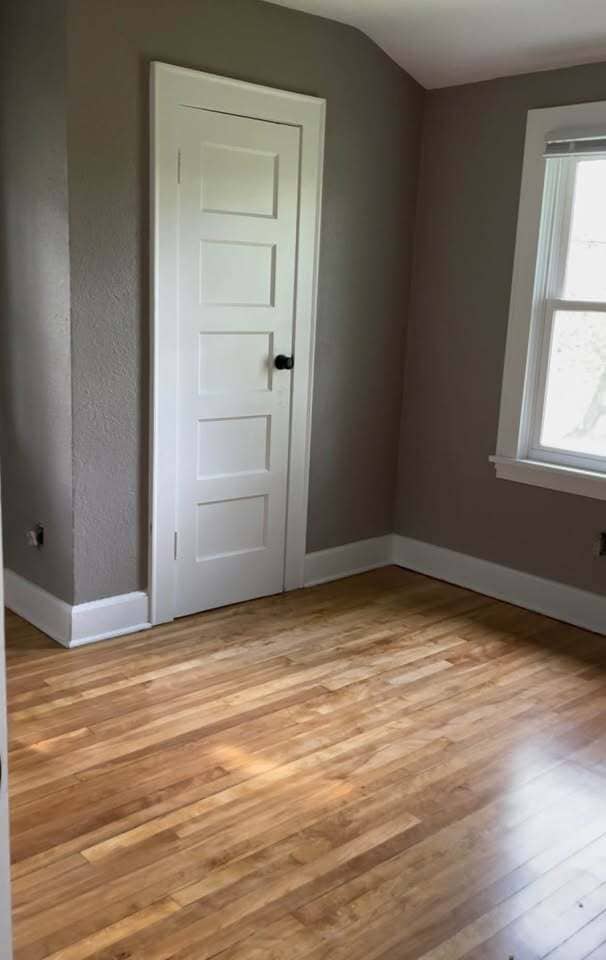 Closet - 615 4th Ave NE