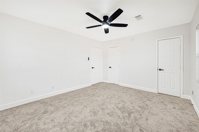 Building Photo - 2703 Ammons St