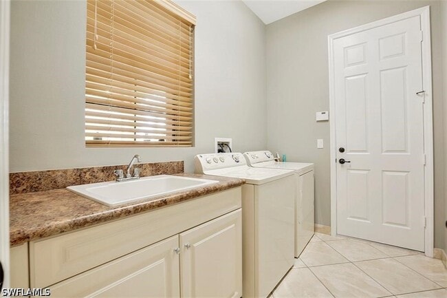 Building Photo - 3745 Pleasant Springs Dr