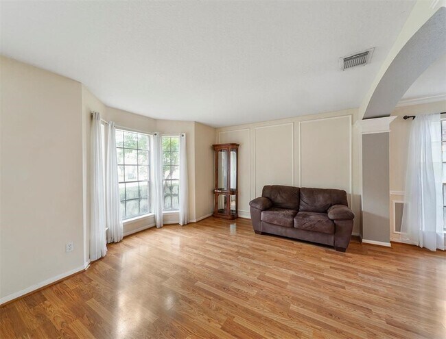 Building Photo - 25719 Bearborough Dr