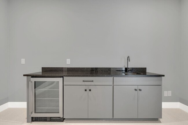 Building Photo - 6409 HIgh Top Ct