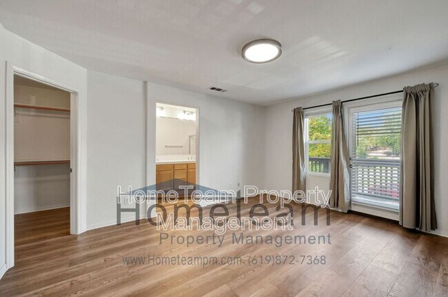 Building Photo - 263 Aventura Dr