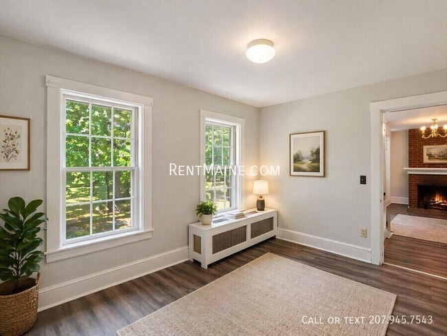 Building Photo - 113 Winthrop St