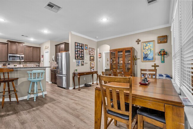 Building Photo - 446 Rd 66111