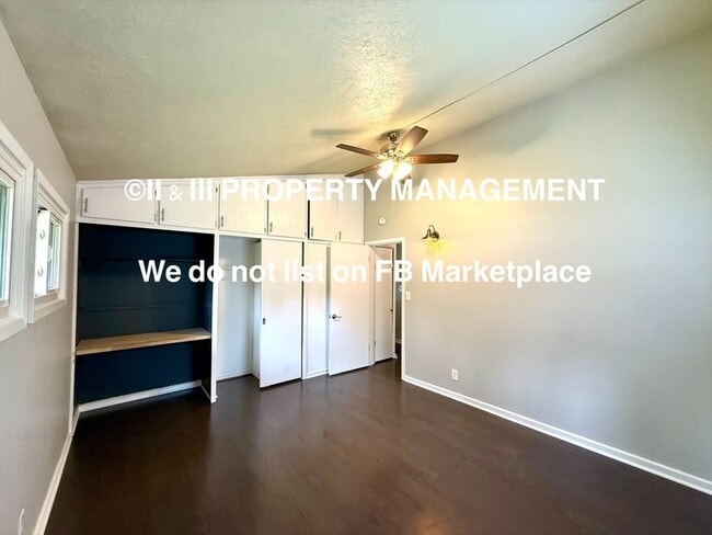 Building Photo - 5504 W 79th St