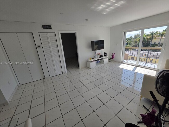 Building Photo - 1612 Jefferson Ave