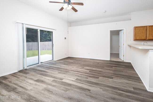 Building Photo - 312 Turtle Dove Dr