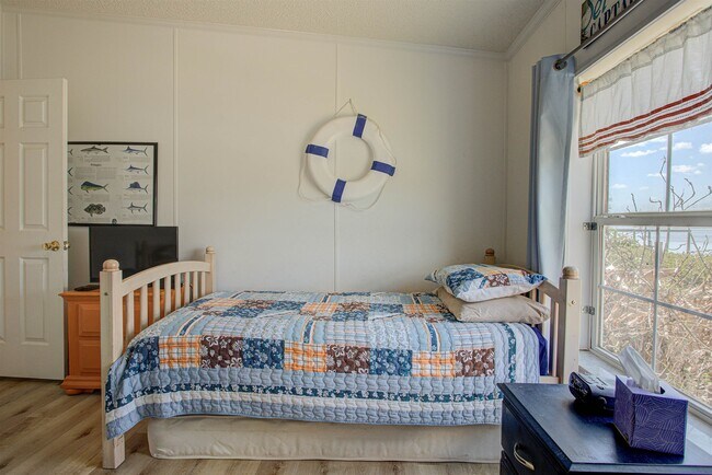 Building Photo - 6347 Salado Rd