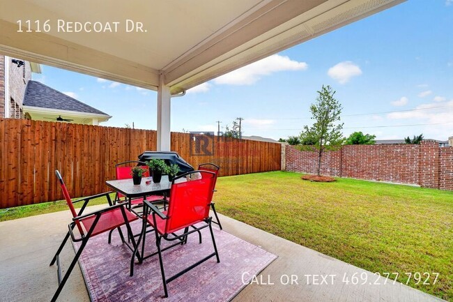 Building Photo - 1116 Redcoat Dr