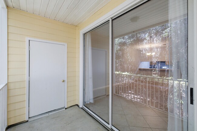 Building Photo - 200 Sandestin Ln