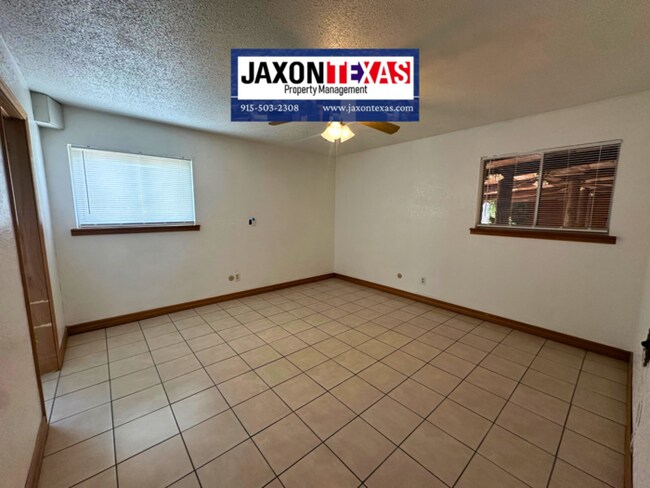 Building Photo - 1067 Villa Linda Way