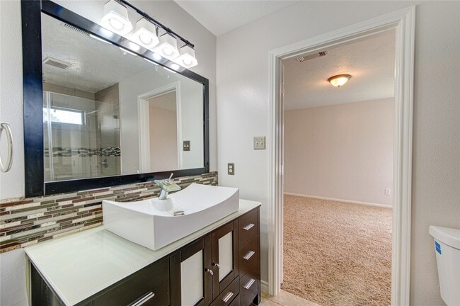 Building Photo - 14123 Torrey Forest Dr