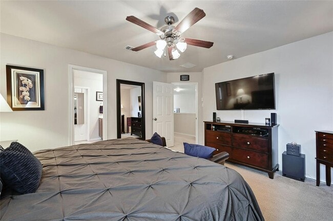 Building Photo - 1500 Huckleberry Ln