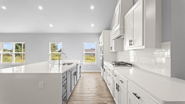 Building Photo - 520 Kearny Ln