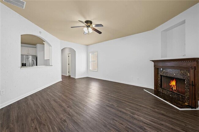 Building Photo - 578 Hardy Water Dr SE