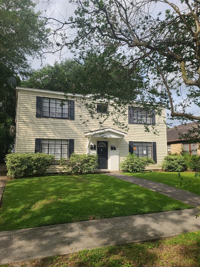 Primary Photo - 1434 Lawson St