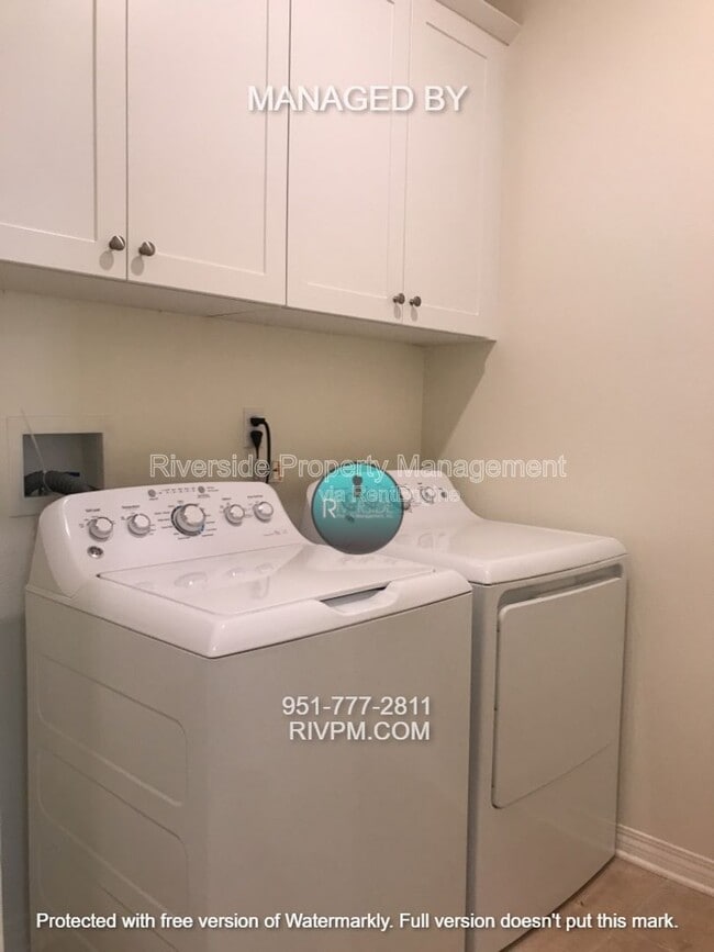 Building Photo - 14552 Sienna Pl