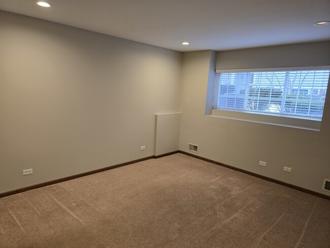 Building Photo - 2326 Dawson Ln