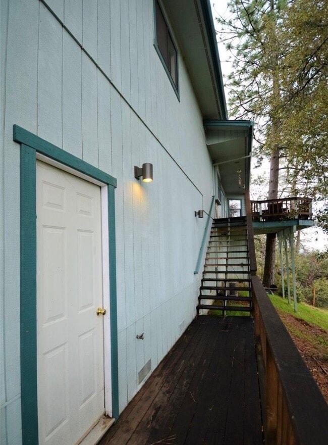 Building Photo - 20235 Chapel Dr