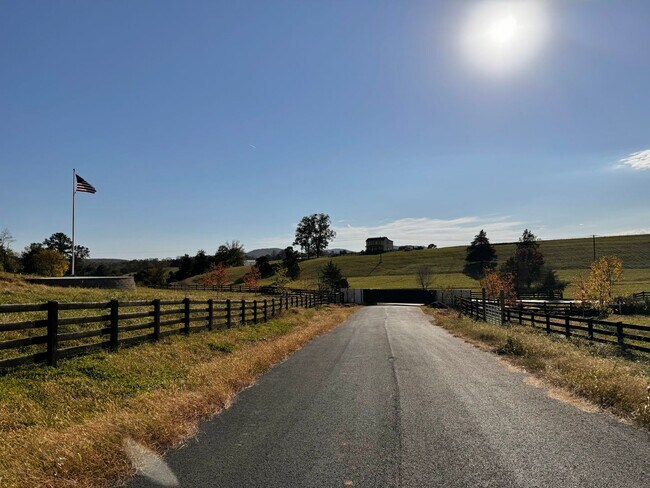 Building Photo - Private Farm Home in North Garden - Enjoy ...