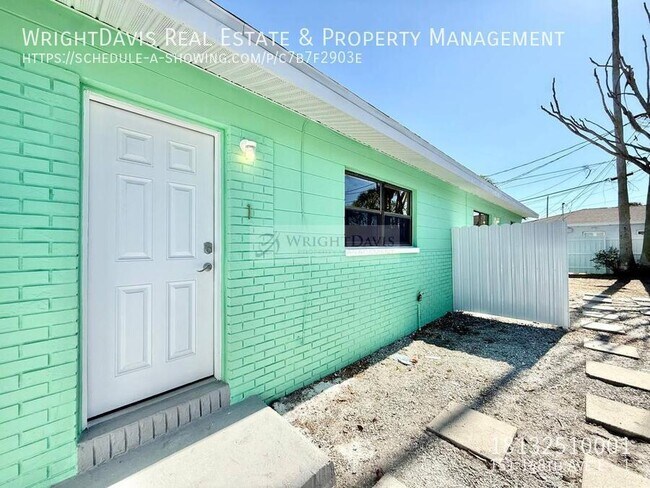 Building Photo - 151 148th Ave