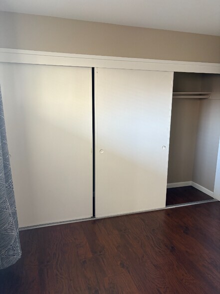 Building Photo - 23 N Ellsworth Ave