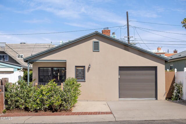Building Photo - 117 Tujunga Ave