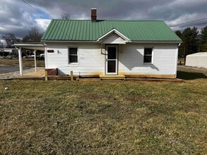 Building Photo - 8944 Winchester Ave