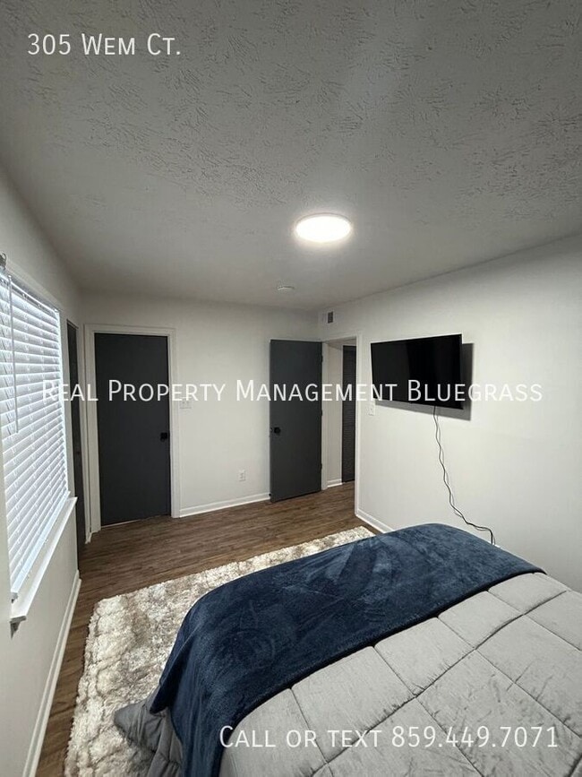 Building Photo - 305 Wem Ct