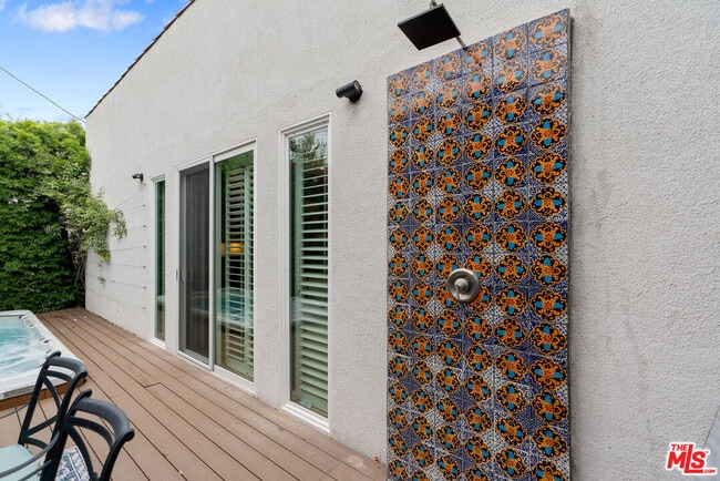 Building Photo - 3812 Griffith View Dr