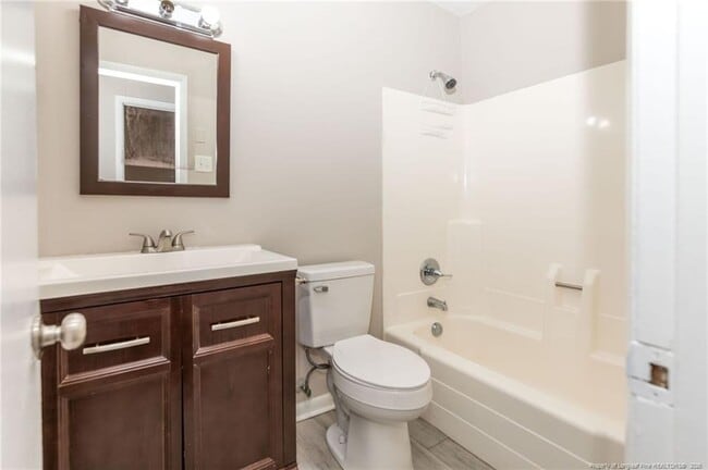 Building Photo - 2243 Delta Dr