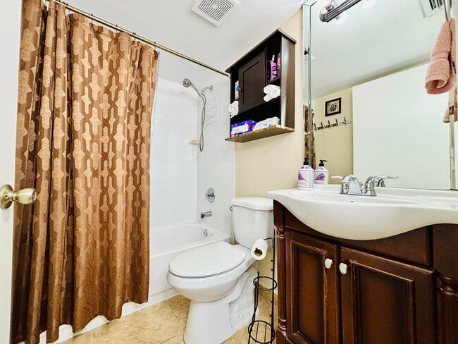 Building Photo - 8201 NW 8th St