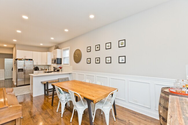 Building Photo - 2451 W Haddon Ave