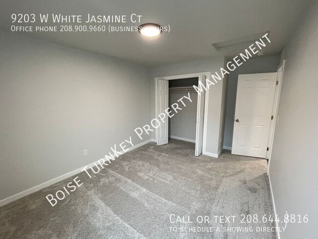 Building Photo - 9203 W White Jasmine Ct