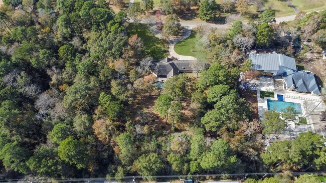 Building Photo - 5 Oak Crest Cir