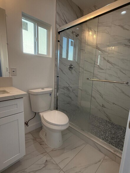 Building Photo - 16655 Markham St