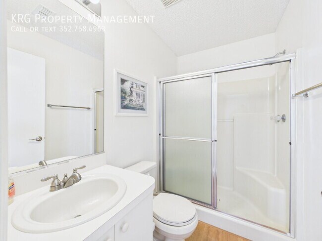 Building Photo - 480 Hildalgo Dr