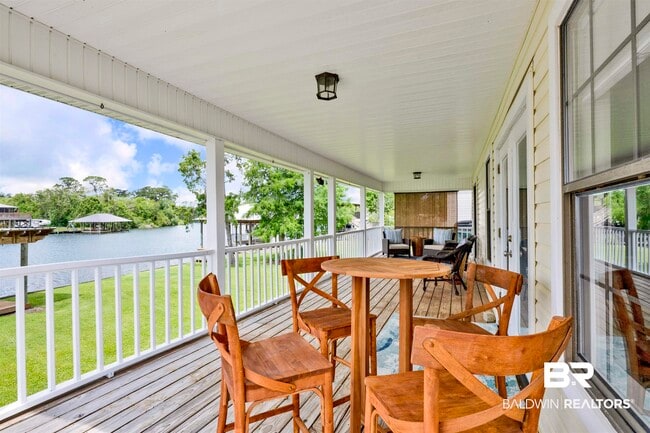 Building Photo - 15851 Keeney Dr