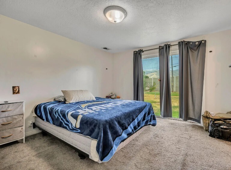 Building Photo - 1289 S 675 W