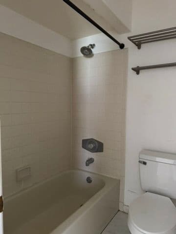 Building Photo - 3036 S Semoran Blvd