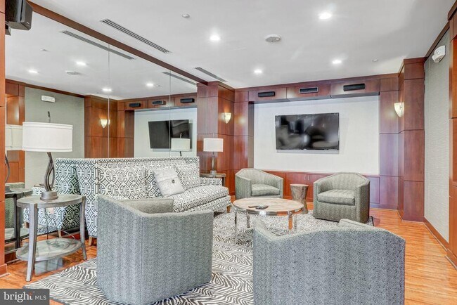 Building Photo - 11760 Sunrise Valley Dr